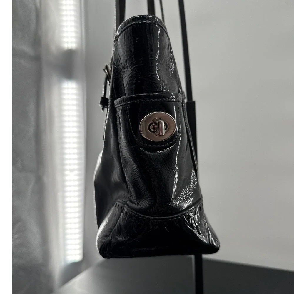 Coach Gallery Tote – Black Patent Leather‎ Studded Turnlock (H04Q-1432)